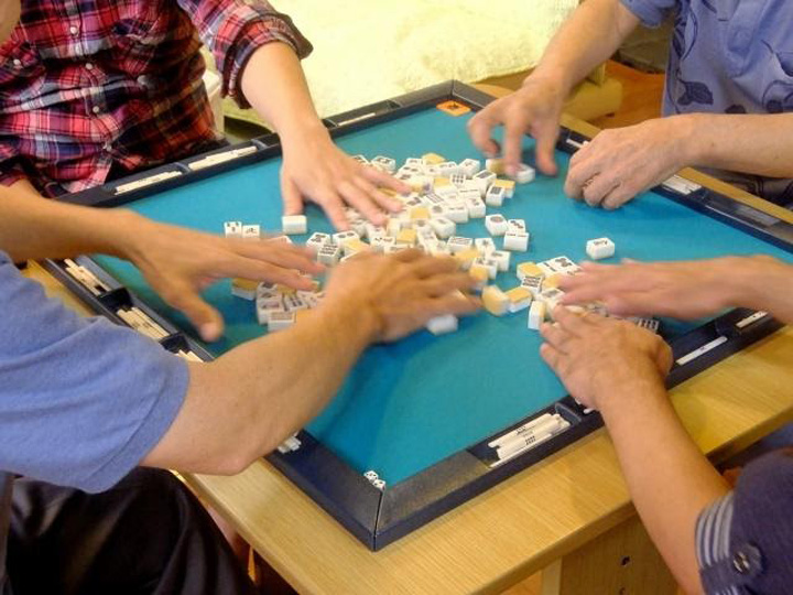 bons_mahjong_table